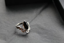Load image into Gallery viewer, Black Onyx Crown Ring