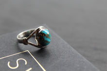 Load image into Gallery viewer, Blue Copper Turquoise Small Oval