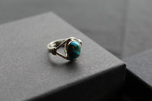 Load image into Gallery viewer, Blue Copper Turquoise Small Oval
