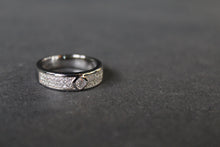 Load image into Gallery viewer, Cubic Zirconia Band with Solitaire Ring