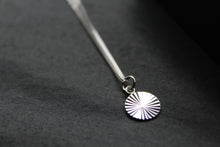 Load image into Gallery viewer, Diamond Cut Silver Disc Necklace