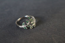 Load image into Gallery viewer, Emerald Green Floral Ring