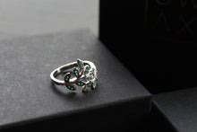 Load image into Gallery viewer, Emerald Green Floral Ring