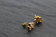 Load image into Gallery viewer, Gold Vermeil Cluster Studs