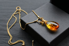 Load image into Gallery viewer, Gold Vermeil Ombre Amber Necklace