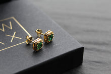 Load image into Gallery viewer, Gold Vermeil 'New' Vintage Clover Emerald Earrings