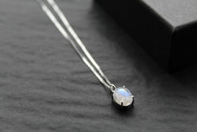 Load image into Gallery viewer, Moonstone Necklace