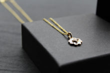 Load image into Gallery viewer, Silver Mother of Pearl Flower Necklace with Yellow Gold Plate