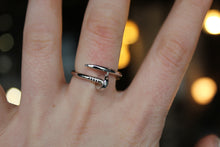 Load image into Gallery viewer, Nail Head Sterling Silver Ring