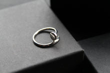 Load image into Gallery viewer, Nail Head Sterling Silver Ring