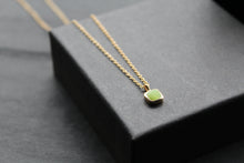 Load image into Gallery viewer, Olive Quartz Necklace with Diamond Tag
