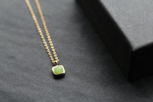 Load image into Gallery viewer, Olive Quartz Necklace with Diamond Tag