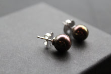 Load image into Gallery viewer, Peacock Pearl Studs