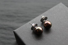 Load image into Gallery viewer, Peacock Pearl Studs