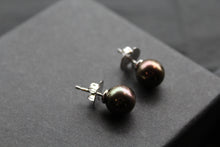 Load image into Gallery viewer, Peacock Pearl Studs