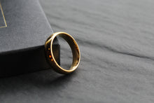 Load image into Gallery viewer, Gold Tone Unisex Tungsten Carbide Wedding Band Ring