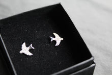 Load image into Gallery viewer, Silver Swift CZ Studs