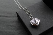 Load image into Gallery viewer, Small Angel Wing Locket