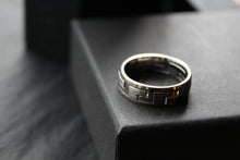 Load image into Gallery viewer, Greek Key Titanium Puzzle Ring
