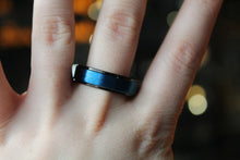 Load image into Gallery viewer, Tungsten Carbide Ring with Brushed Blue IP Plate