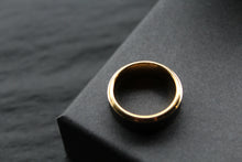 Load image into Gallery viewer, Tungsten Carbide two tone Ring