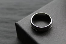 Load image into Gallery viewer, Tungsten Carbide Ring with Steel Wire
