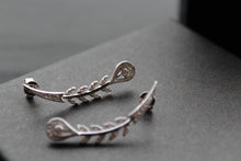 Load image into Gallery viewer, Victorian Style Peacock Feather Clear Cubic Zirconia Earrings