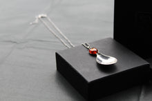 Load image into Gallery viewer, Cutlery Necklace with Amber