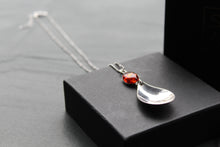 Load image into Gallery viewer, Cutlery Necklace with Amber
