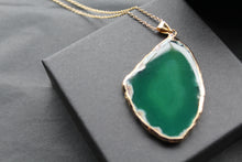 Load image into Gallery viewer, Green Agate Crystal Long Length Gold Tone Necklace