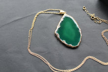 Load image into Gallery viewer, Green Agate Crystal Long Length Gold Tone Necklace