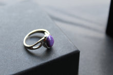 Load image into Gallery viewer, Mohave Purple Turquoise Ring
