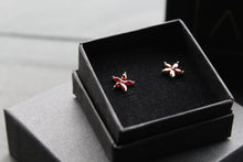 Load image into Gallery viewer, Ruby CZ Star Flower Earrings