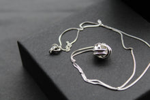Load image into Gallery viewer, Silver Knot Necklace