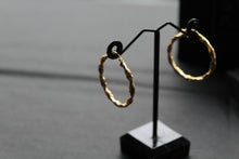 Load image into Gallery viewer, 9ct Gold 30mm Twist Creole Hoops
