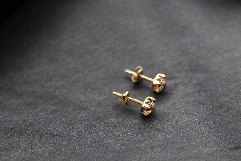 9ct Gold Clear CZ Studs - Swax Jewellery Barmouth