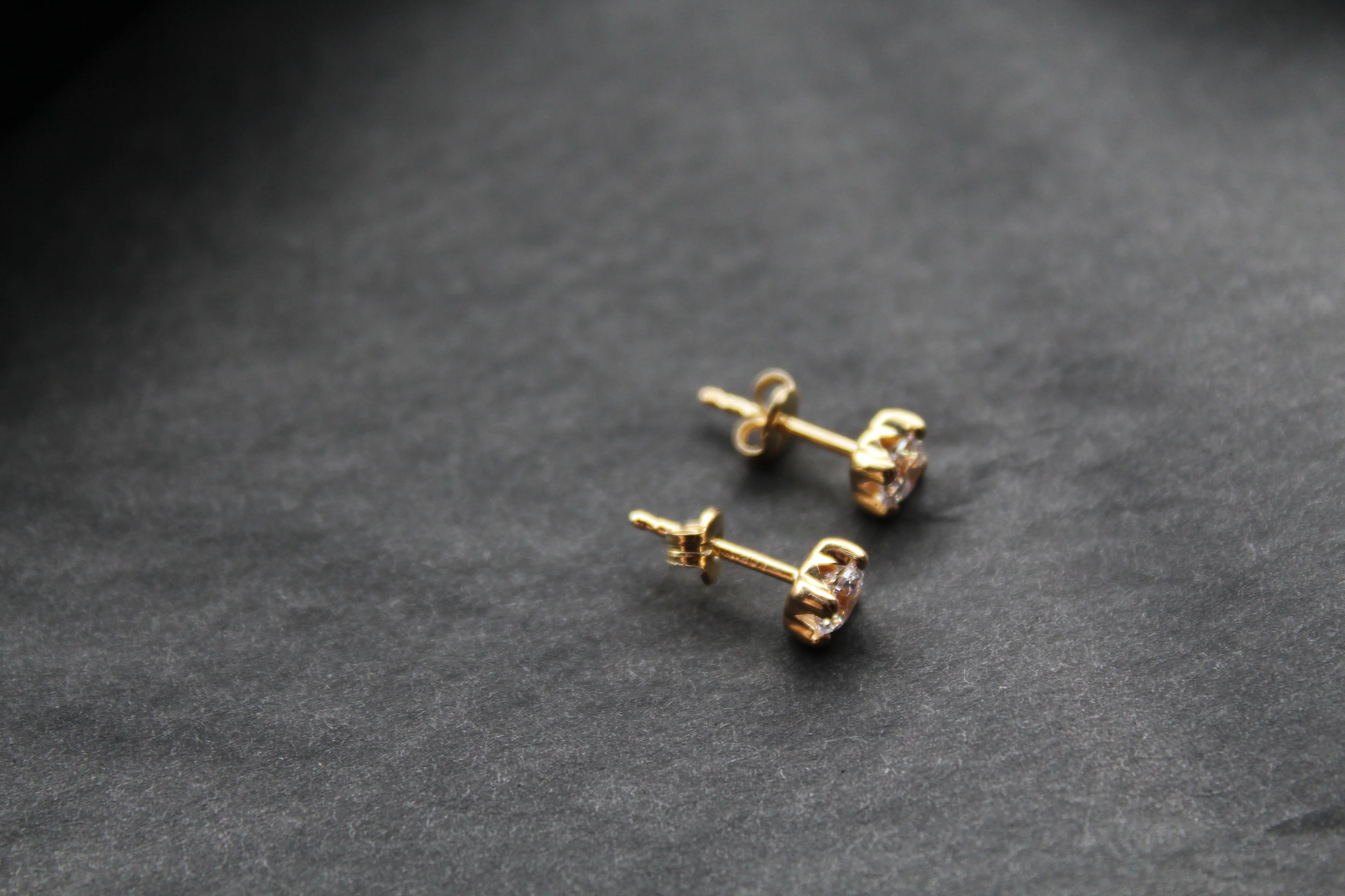 9ct Gold Clear CZ Studs - Swax Jewellery Barmouth