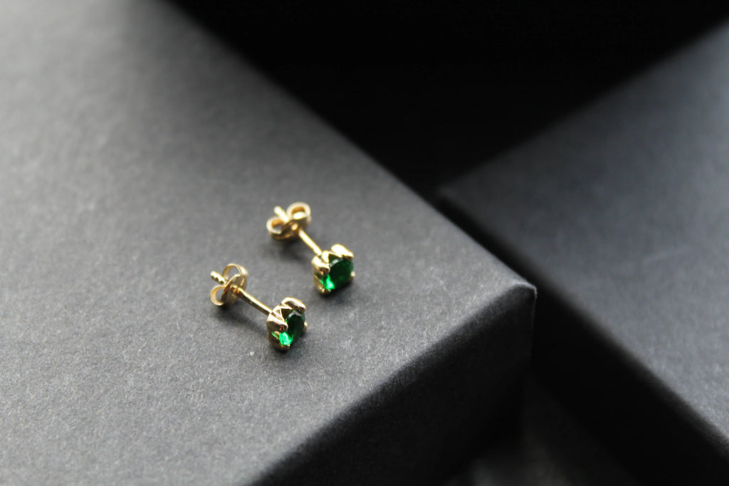 9ct Gold Emerald Green CZ Stud - Swax Jewellery Barmouth