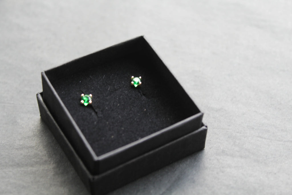9ct Gold Emerald Green CZ Stud - Swax Jewellery Barmouth