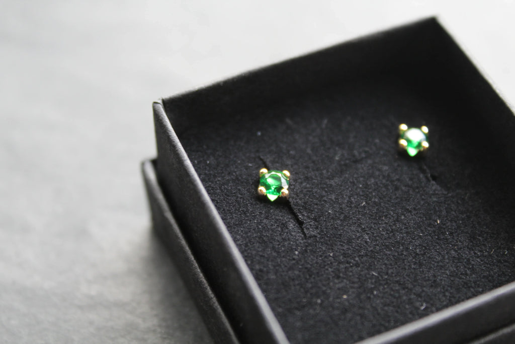9ct Gold Emerald Green CZ Stud - Swax Jewellery Barmouth