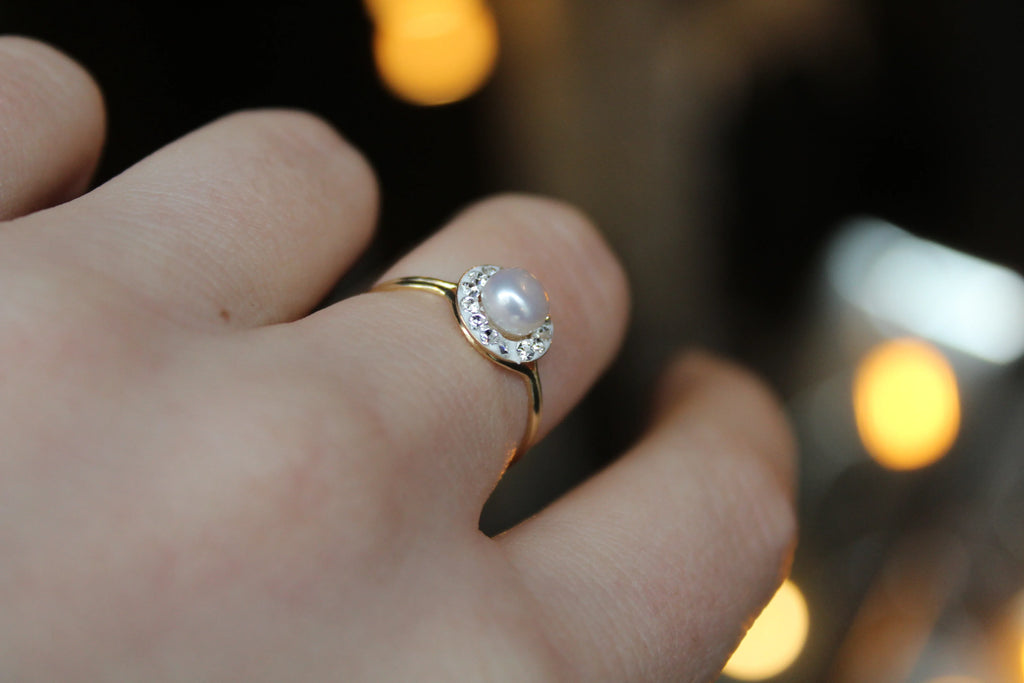 9ct Gold Freshwater Pearl & Cubic Zirconia Ring - Swax Jewellery Barmouth