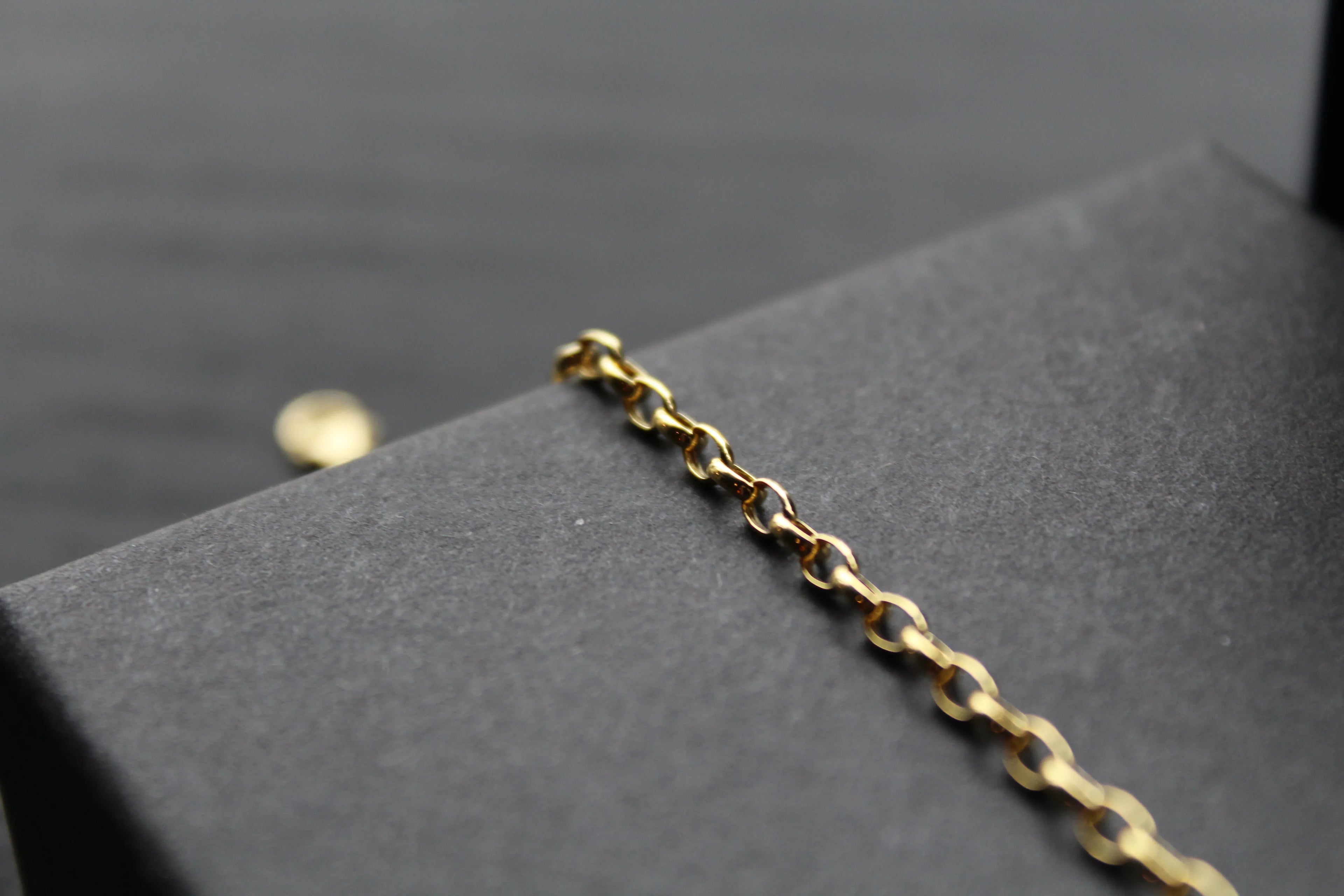 9ct Gold Hollow Oval Belcher Chain Bracelet - Swax Jewellery Barmouth
