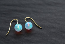 Load image into Gallery viewer, 9ct Gold Hook 8mm Sea Opals
