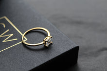 Load image into Gallery viewer, 9ct Gold Rectangle Solitaire Ring
