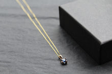 Load image into Gallery viewer, 9ct Gold Sapphire Blue Pendant and Chain
