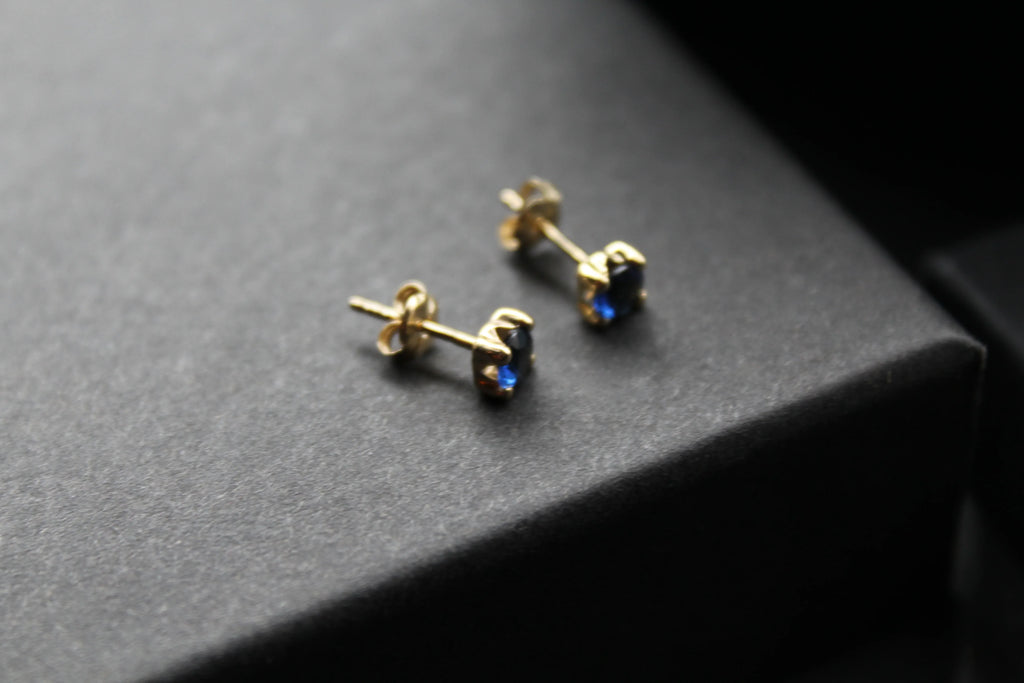 9ct Gold Sapphire Blue Studs - Swax Jewellery Barmouth