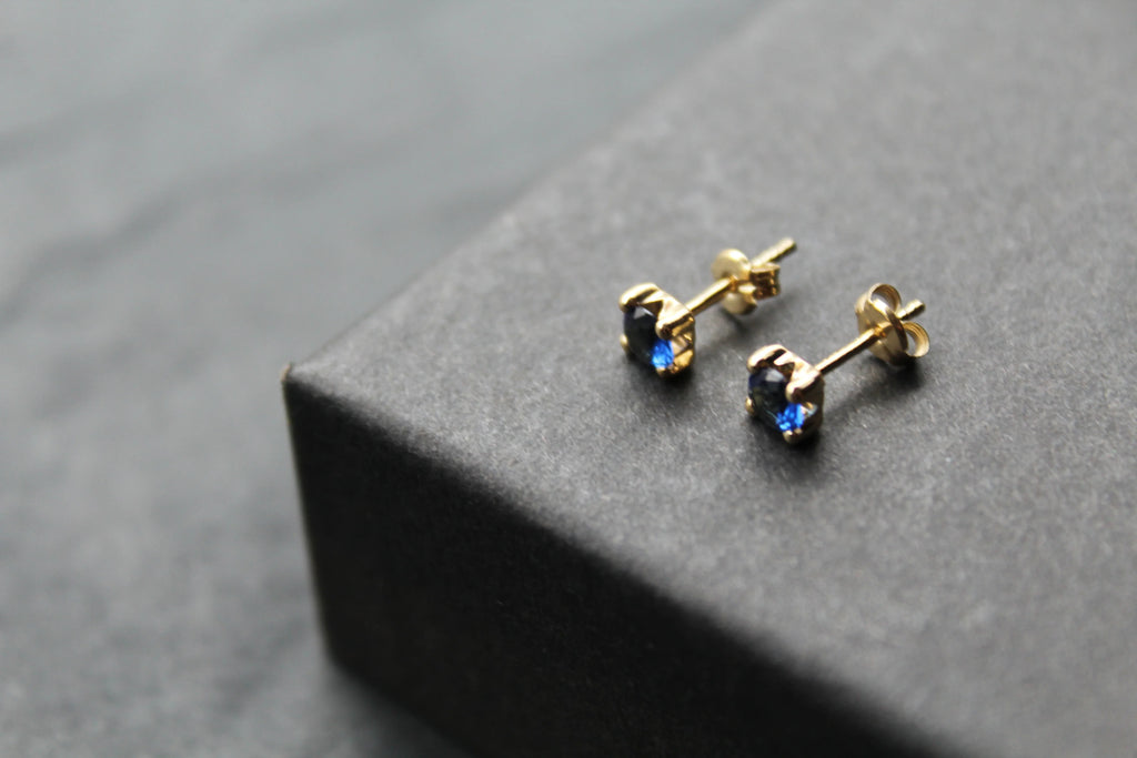 9ct Gold Sapphire Blue Studs - Swax Jewellery Barmouth