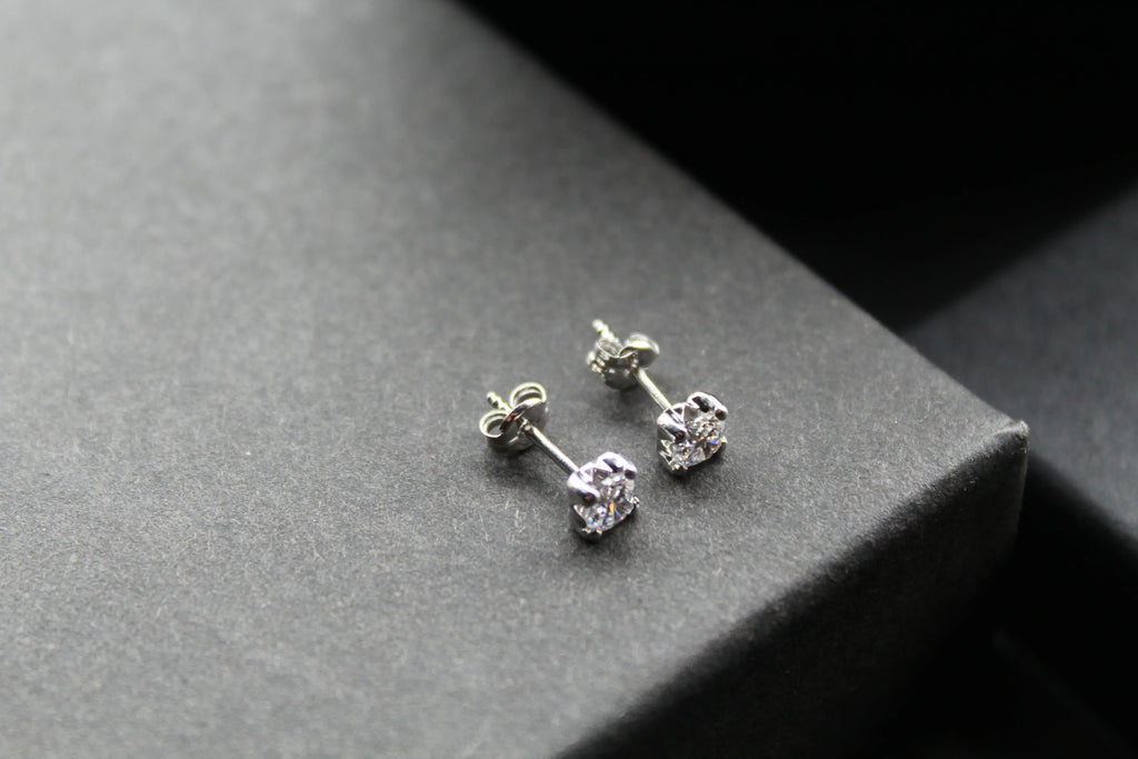 9ct White Gold Cubic Zirconia Studs - Swax Jewellery Barmouth