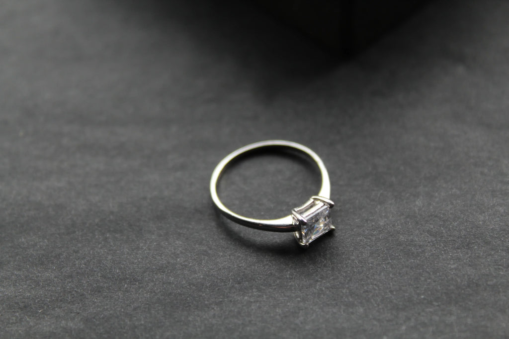 9ct White Gold Princess Cut CZ Ring - Swax Jewellery Barmouth
