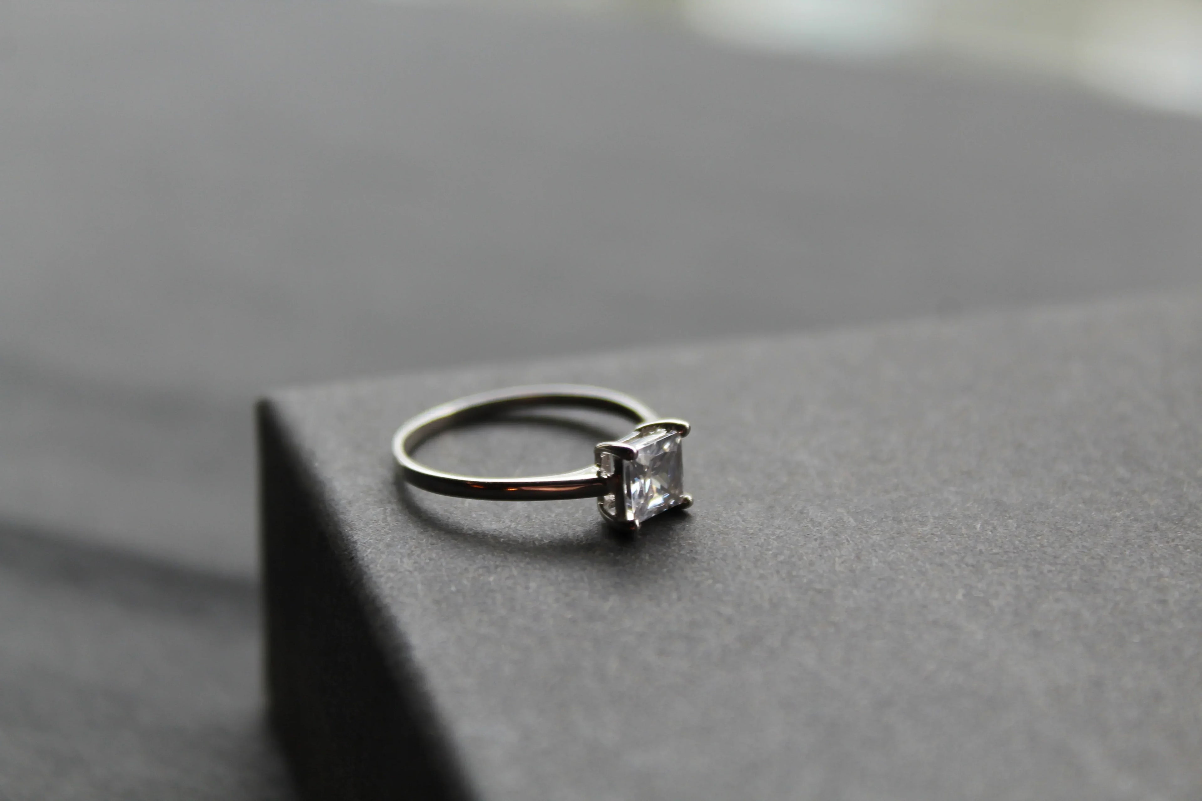 9ct White Gold Princess Cut CZ Ring - Swax Jewellery Barmouth